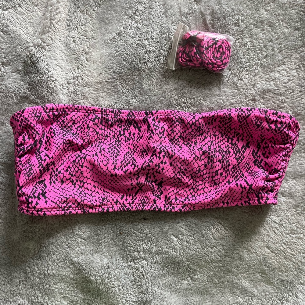 Xhilaration Pink and Black Snake Print Bikini Top - straps included